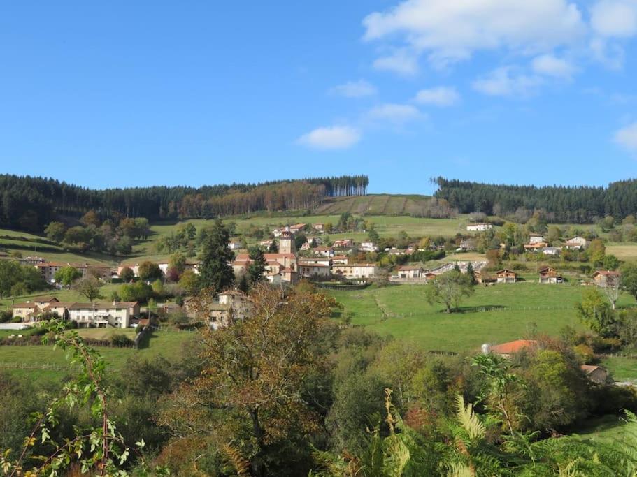 Joli Gite Rural Dans Un Havre De Paix Saint-Bonnet-le-Troncy Exteriör bild