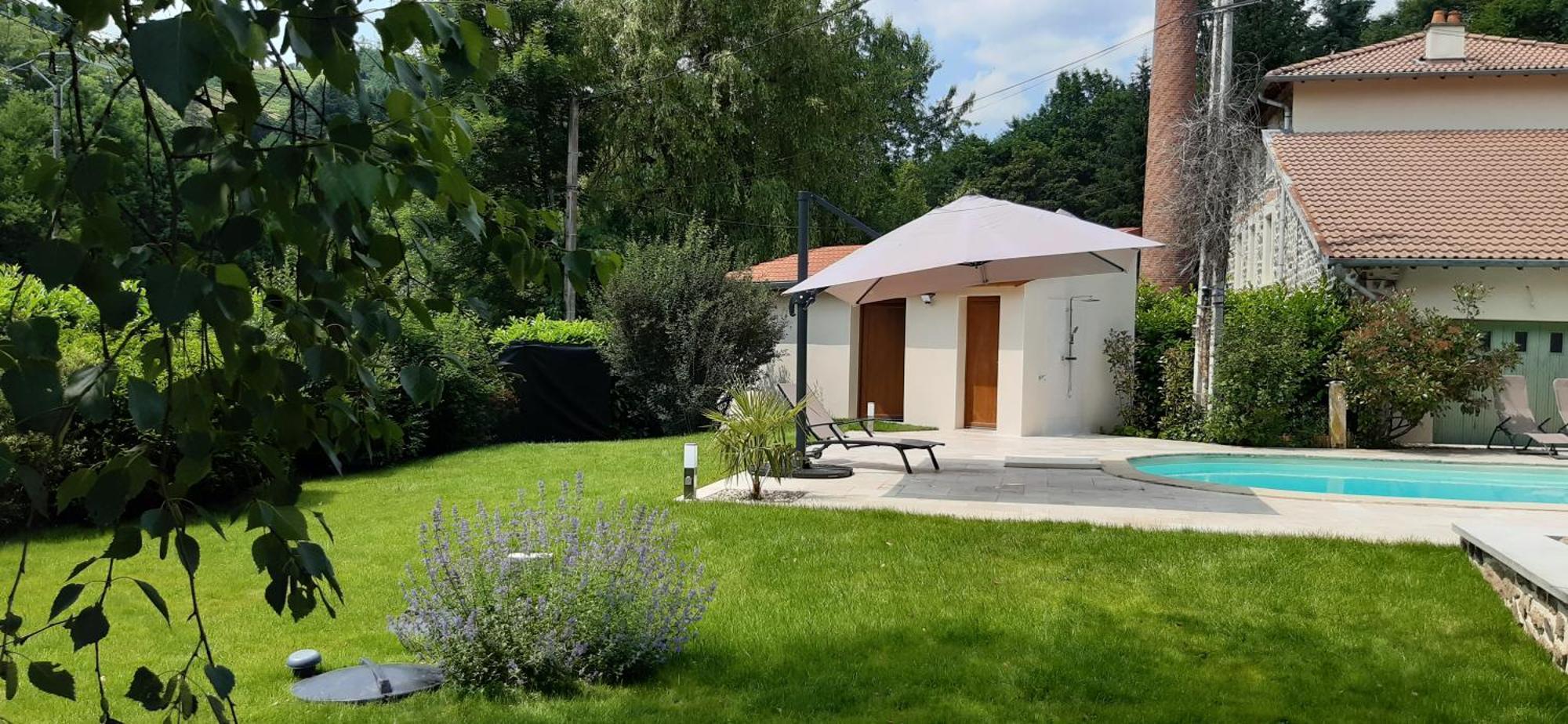 Joli Gite Rural Dans Un Havre De Paix Saint-Bonnet-le-Troncy Exteriör bild
